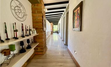 Casa En Arriendo en Envigado Alto de Palmas
