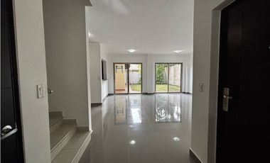 CASA EN VENTA WOODLANDS PANAM PACFICO