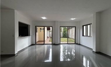 CASA EN VENTA WOODLANDS PANAM PACFICO