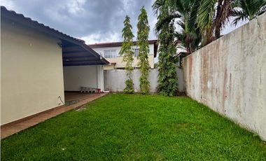 CASA EN VENTA WOODLANDS PANAM PACFICO