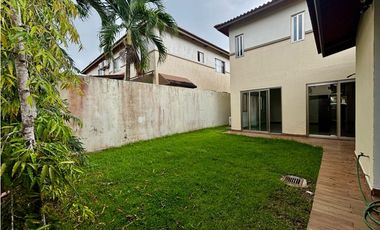 CASA EN VENTA WOODLANDS PANAM PACFICO