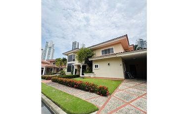 CASA COSTA SERENA - VENTA/ALQUILER