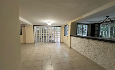 SEA CONFIABLE VENDE ESPACIOSA CASA CON PISCINA EN ALBROOK