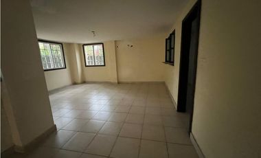 SEA CONFIABLE VENDE ESPACIOSA CASA CON PISCINA EN ALBROOK