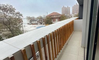 Duplex 3 amb con jardin moderno Villa Primera