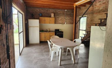 CASA EN ARROYO LEYES CERCANO AL RIO