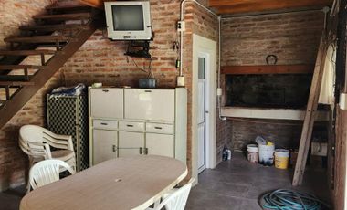 CASA EN ARROYO LEYES CERCANO AL RIO