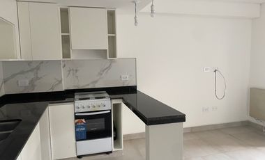 Departamento en alquiler de 1 dormitorio c/ cochera en Centro