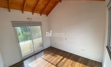 Casa en alquiler de 3 dormitorios c/ cochera en Matheu