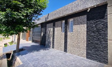 VENTA CASA APTA CREDITO 3 DORMITORIOS RIVADAVIA