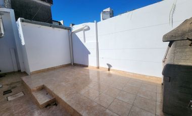 ALQUILO CASA 2 DORMITORIOS EN CALLE VICTORIA $350.000 FINAL