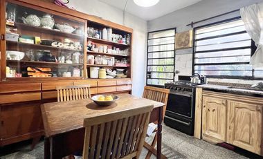 Casa de 4 amb en Villa Adelina cochera A REMODELAR