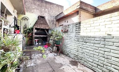 Casa de 4 amb en Villa Adelina cochera A REMODELAR