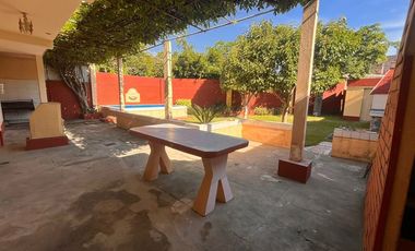 CASA 3 AMBIENTES CON JARDIN Y PILETA CASANOVA