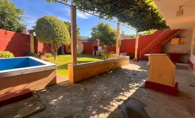 CASA 3 AMBIENTES CON JARDIN Y PILETA CASANOVA