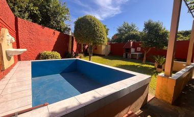 CASA 3 AMBIENTES CON JARDIN Y PILETA CASANOVA