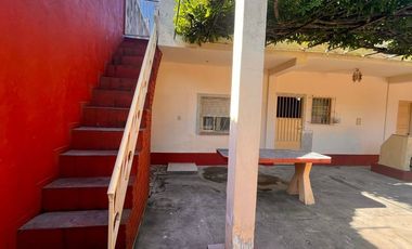CASA 3 AMBIENTES CON JARDIN Y PILETA CASANOVA