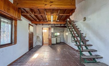 VENTA CASA A RECICLAR 2 AMB, BARRIO AEROPARQUE