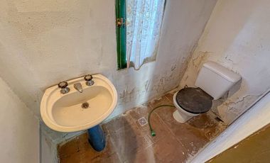 VENTA CASA A RECICLAR 2 AMB, BARRIO AEROPARQUE
