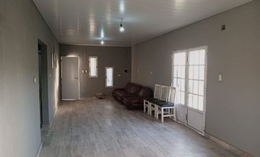 VENTA CASA A ESTRENAR CON PILETA EN SAUCE