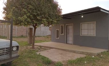 VENTA CASA A ESTRENAR CON PILETA EN SAUCE