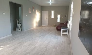 VENTA CASA A ESTRENAR CON PILETA EN SAUCE