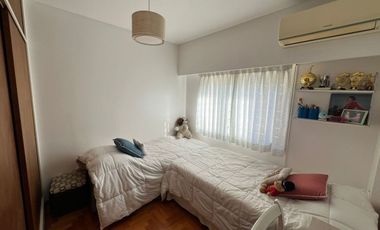Venta Departamento 3 amb con cochera en San Isidro