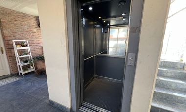 Venta Departamento 3 amb con cochera en San Isidro