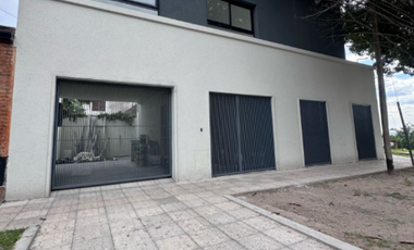 ALQUILER - CASA A ESTRENAR EN ZONA PARQUE