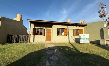 Casa 4 Amb Excelente Estado - Coronel Vidal - Apta Credito