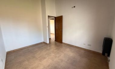 Casa 4 Amb Excelente Estado - Coronel Vidal - Apta Credito
