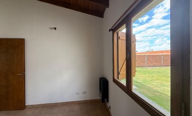 Casa 4 Amb Excelente Estado - Coronel Vidal - Apta Credito
