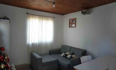 RE/MAX VENDE CASA EN  SANTO TOMÉ CON PATIO.