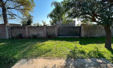 CASA MODERNA 1 DORM+JARDIN EN SAUCE VIEJO
