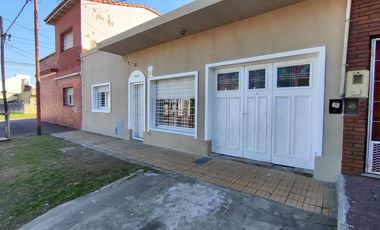 VENTA CASA BERNAL OESTE PATIO TERRAZA COCHERA