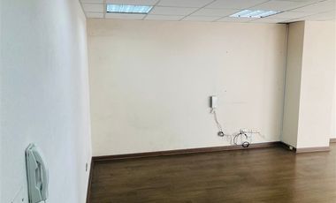 Oficina en Arriendo en Providencia con Padre Mariano