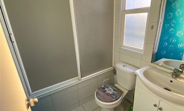 Casa en Arriendo en av los notros 1569