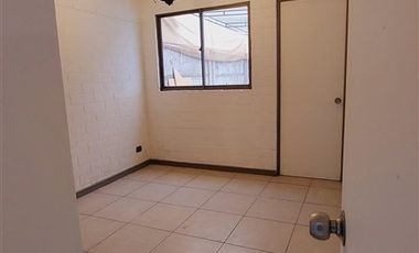 Casa en Venta en Villa Viña Casas Blancas, sector residencial, conexión Ruta 5