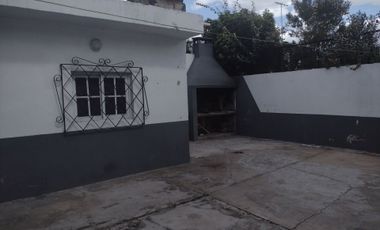 VENTA DE 2 CASAS EN LOTE PROPIO LANUS ESTE