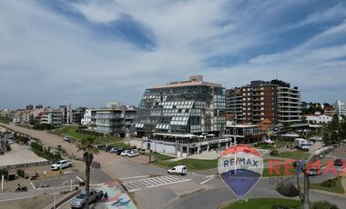 Departamento 4 ambientes Frente al Mar- Pinamar
