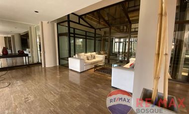 Departamento 4 ambientes Frente al Mar- Pinamar