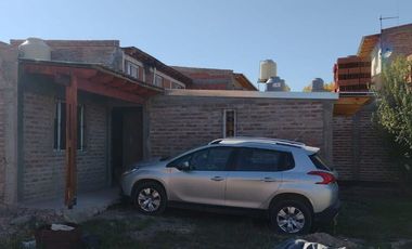 VENTA-CASA 1 DORMITORIO - SAN PATRICIO DEL CHAÑAR