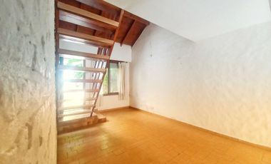 Venta Duplex Castelar Norte 2 ambientes con patio