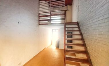 Venta Duplex Castelar Norte 2 ambientes con patio