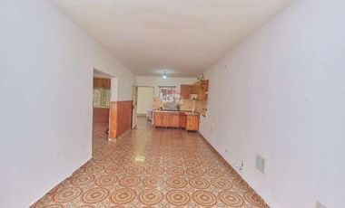 PH en venta BERAZATEGUI 3 AMBIENTES COCHERA
