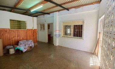 PH en venta BERAZATEGUI 3 AMBIENTES COCHERA