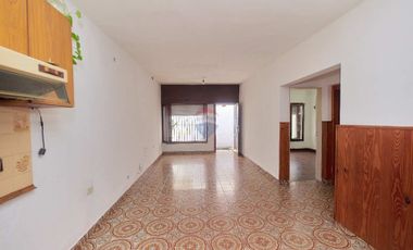 PH en venta BERAZATEGUI 3 AMBIENTES COCHERA