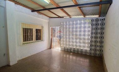 PH en venta BERAZATEGUI 3 AMBIENTES COCHERA