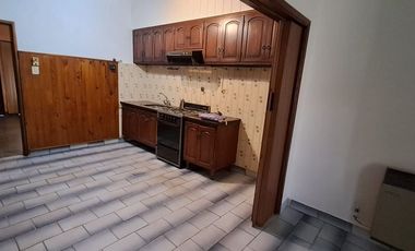ALQUILER CASA 3 AMB CON PATIO Y COCHERA ITUZAINGO