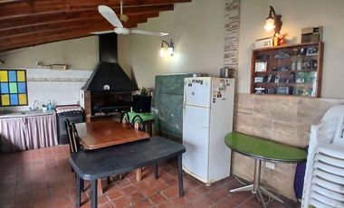 VENTA CASA DE 5 AMBIENTES EN SAN JOSE EXCELENTE